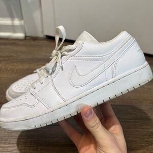 Nike jordan‎ 1 Low “triple white”